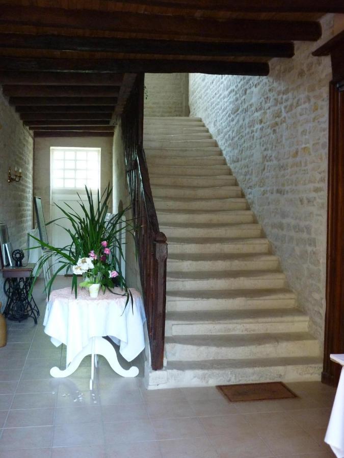 Bed and Breakfast Le Logis De Faugerit Frontenay-Rohan-Rohan Esterno foto